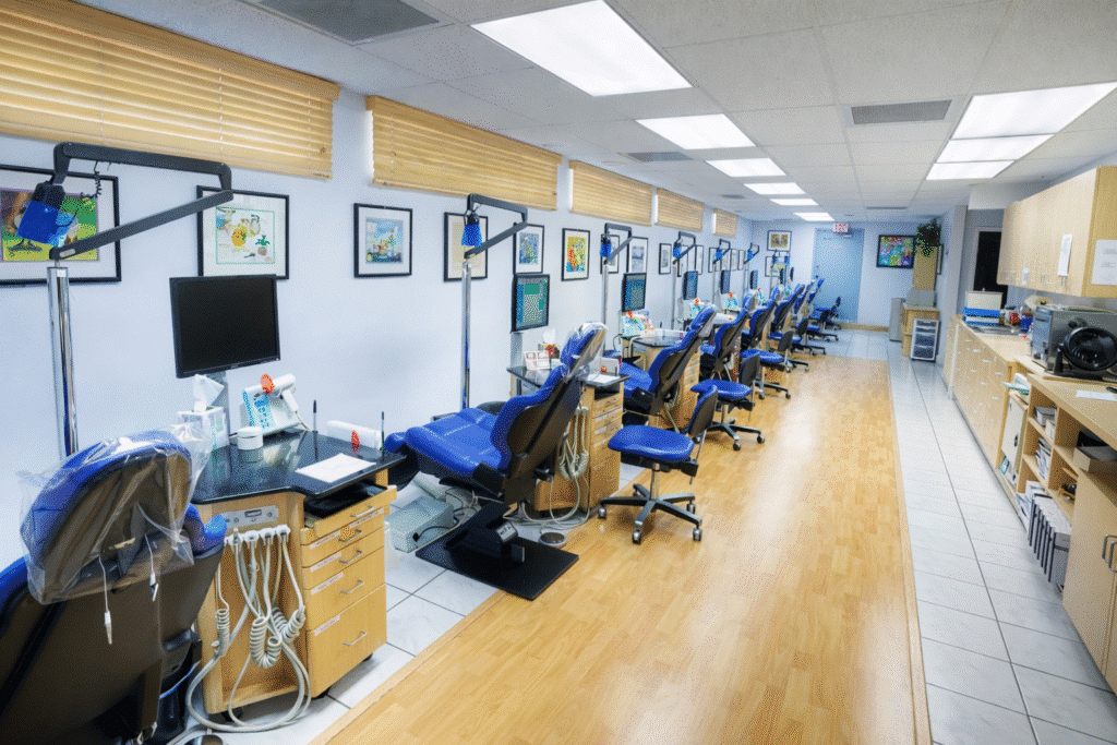 Orthodontic clinic with multiple treatment chairs